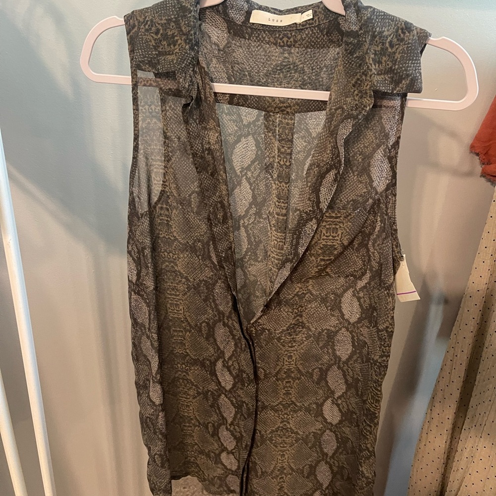LUSH snake print button up short sleeve blouse